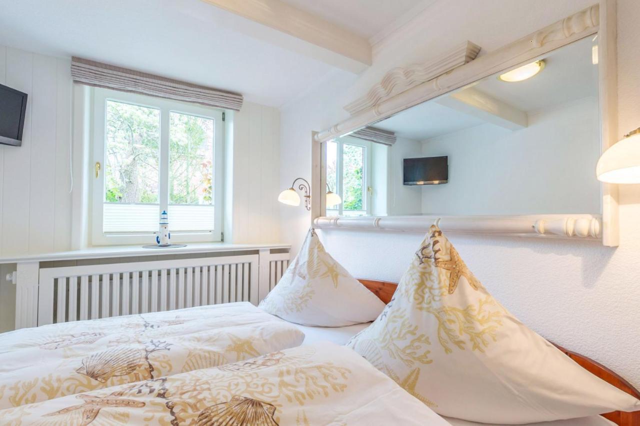 Inselhotel Arfsten Wyk auf Föhr Kültér fotó
